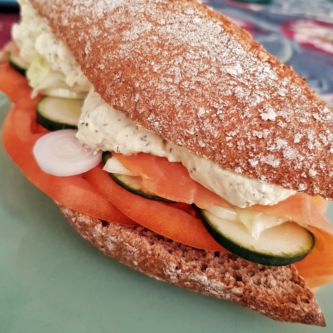 Bocata de Salmón Bocata de Salmón