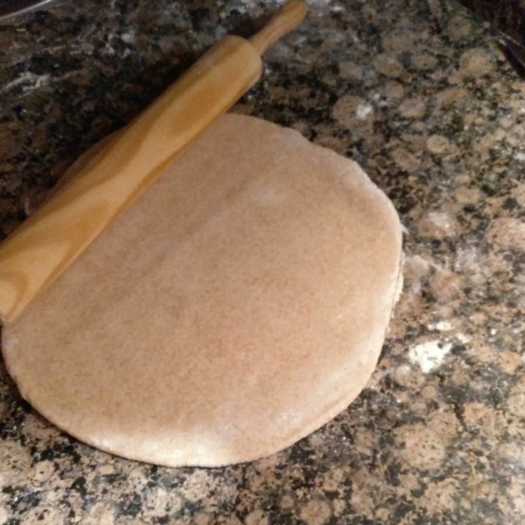 Pizza con masa de harina integral de espelta Paso 2 Pizza con masa de harina integral de espelta Paso 2
