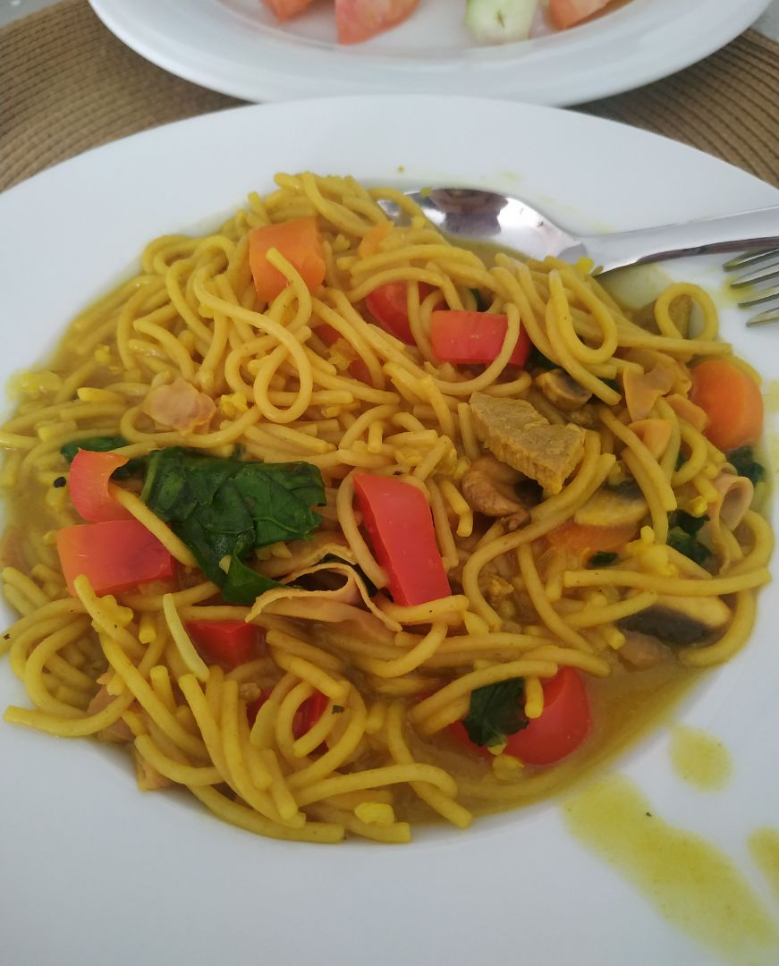 Espaguetis al estilo tailandés Espaguetis al estilo tailandés