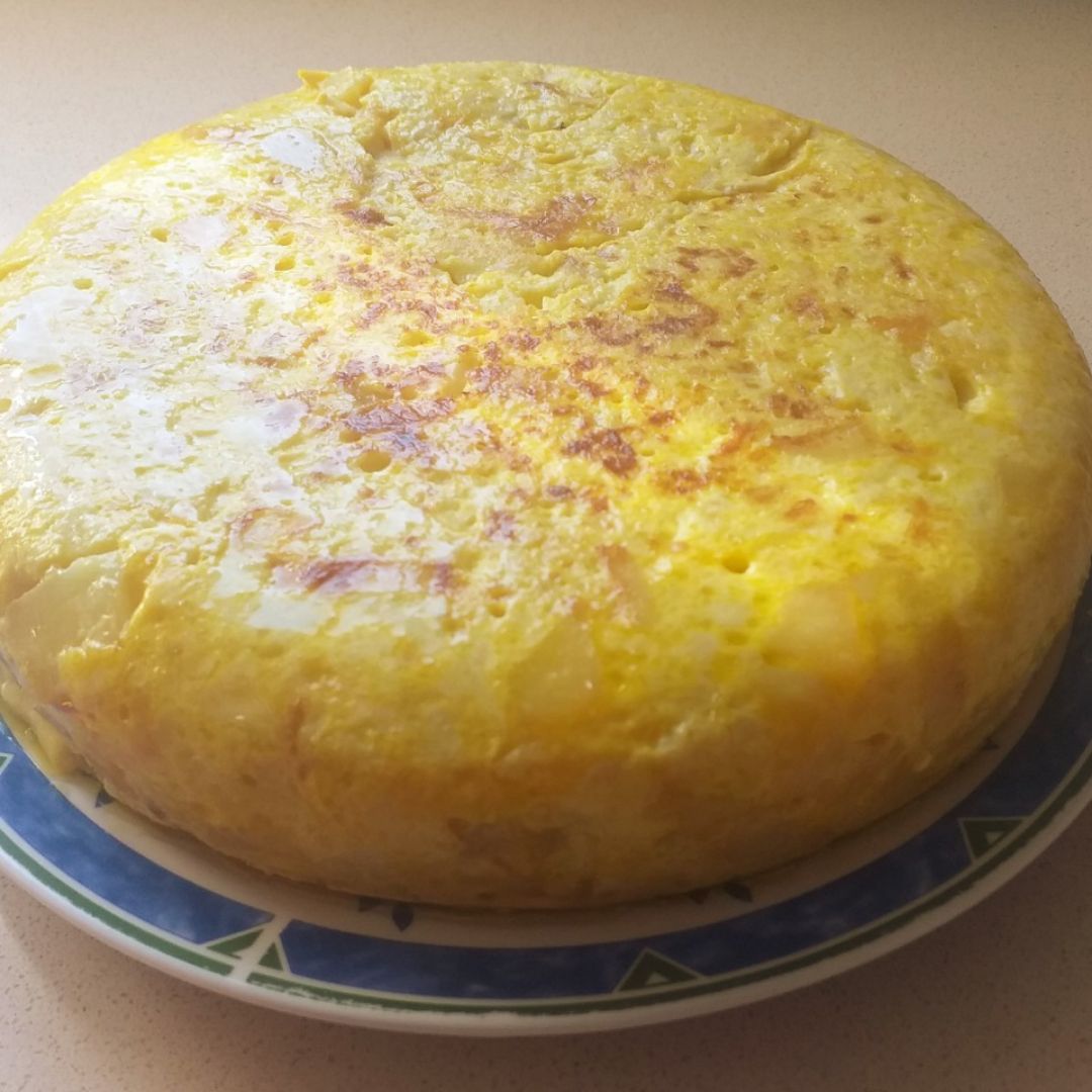 La mejor tortilla de patatas cebolla y coliflor 🤤🤤🤤 La mejor tortilla de patatas cebolla y coliflor 🤤🤤🤤