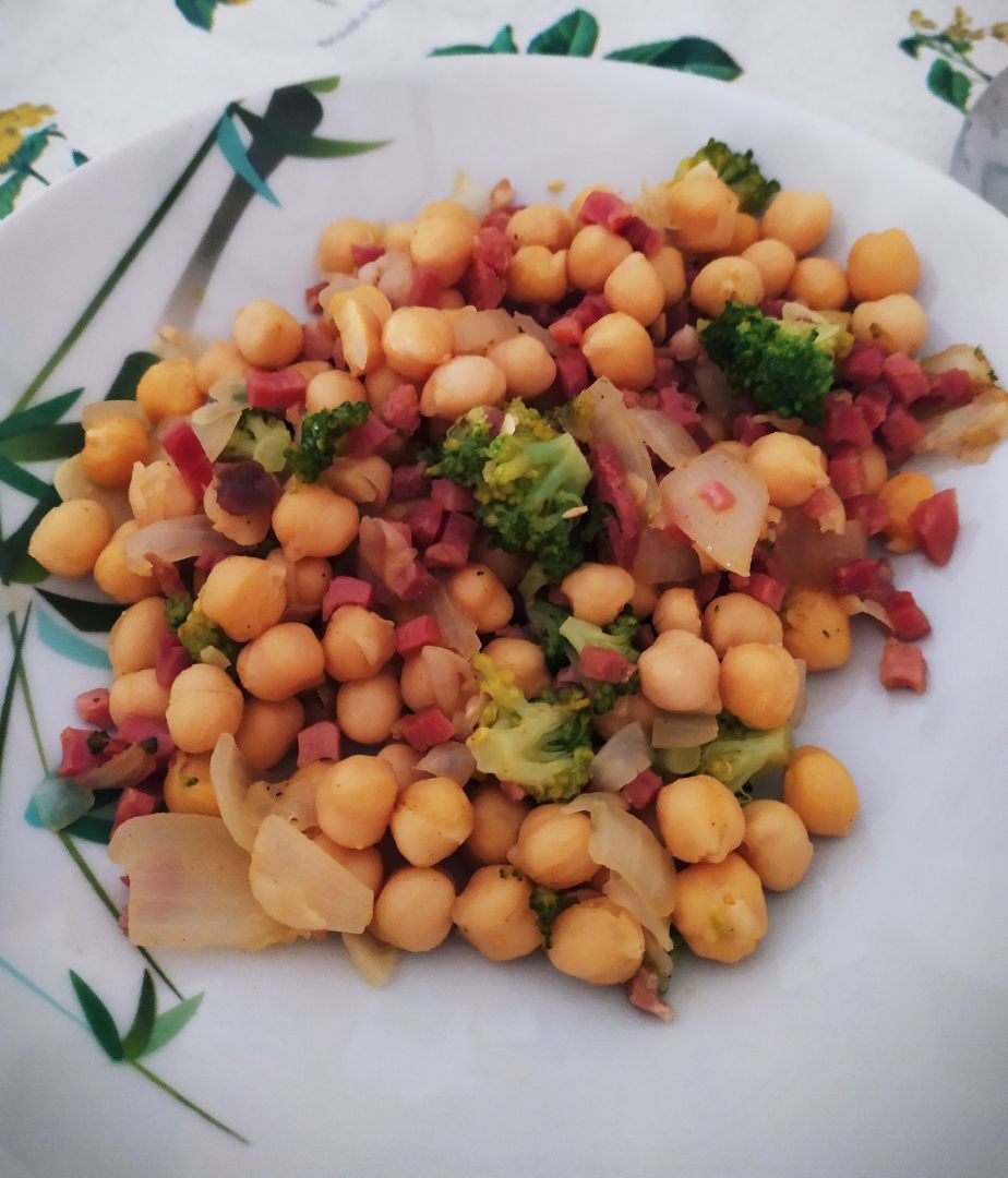 Garbanzos al curry