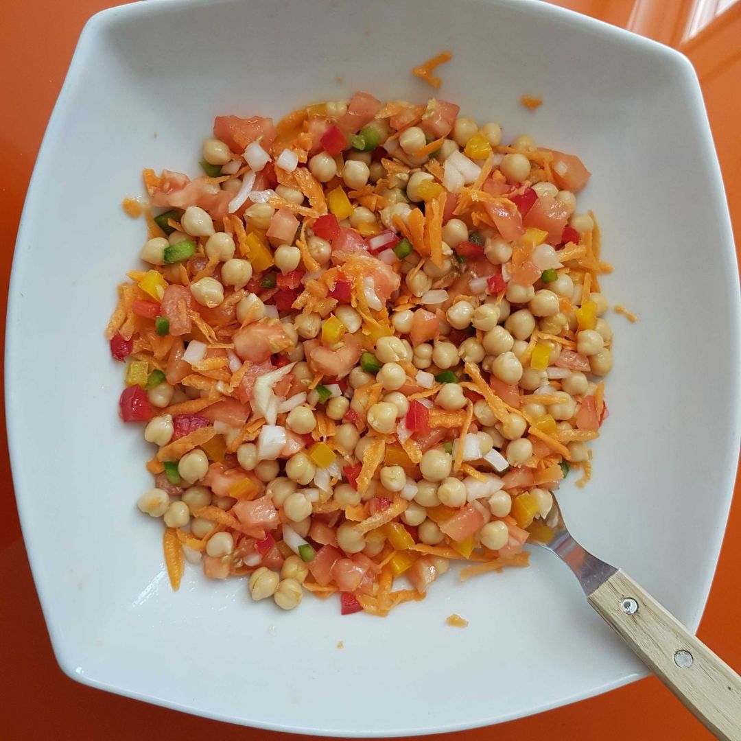 Ensalada de garbanzos Ensalada de garbanzos