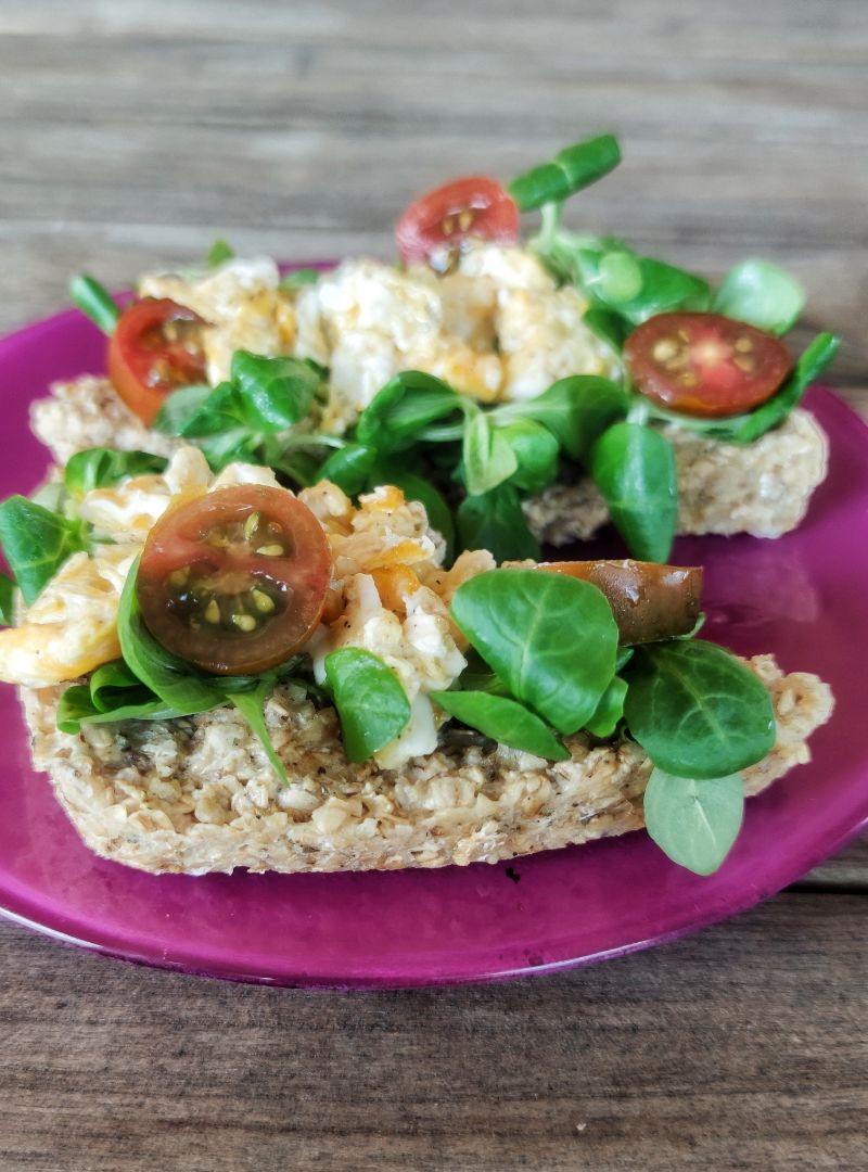 Tostadas de pan de avena esponjoso sin gluten Tostadas de pan de avena esponjoso sin gluten