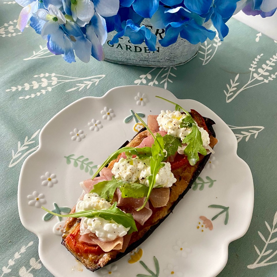 “Tosta” de berenjena “Tosta” de berenjena