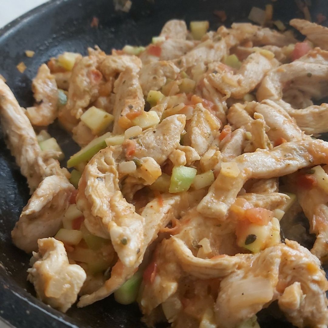 Pollo con verduras Pollo con verduras