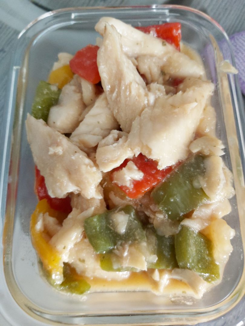 Gallo en salsa Gallo en salsa