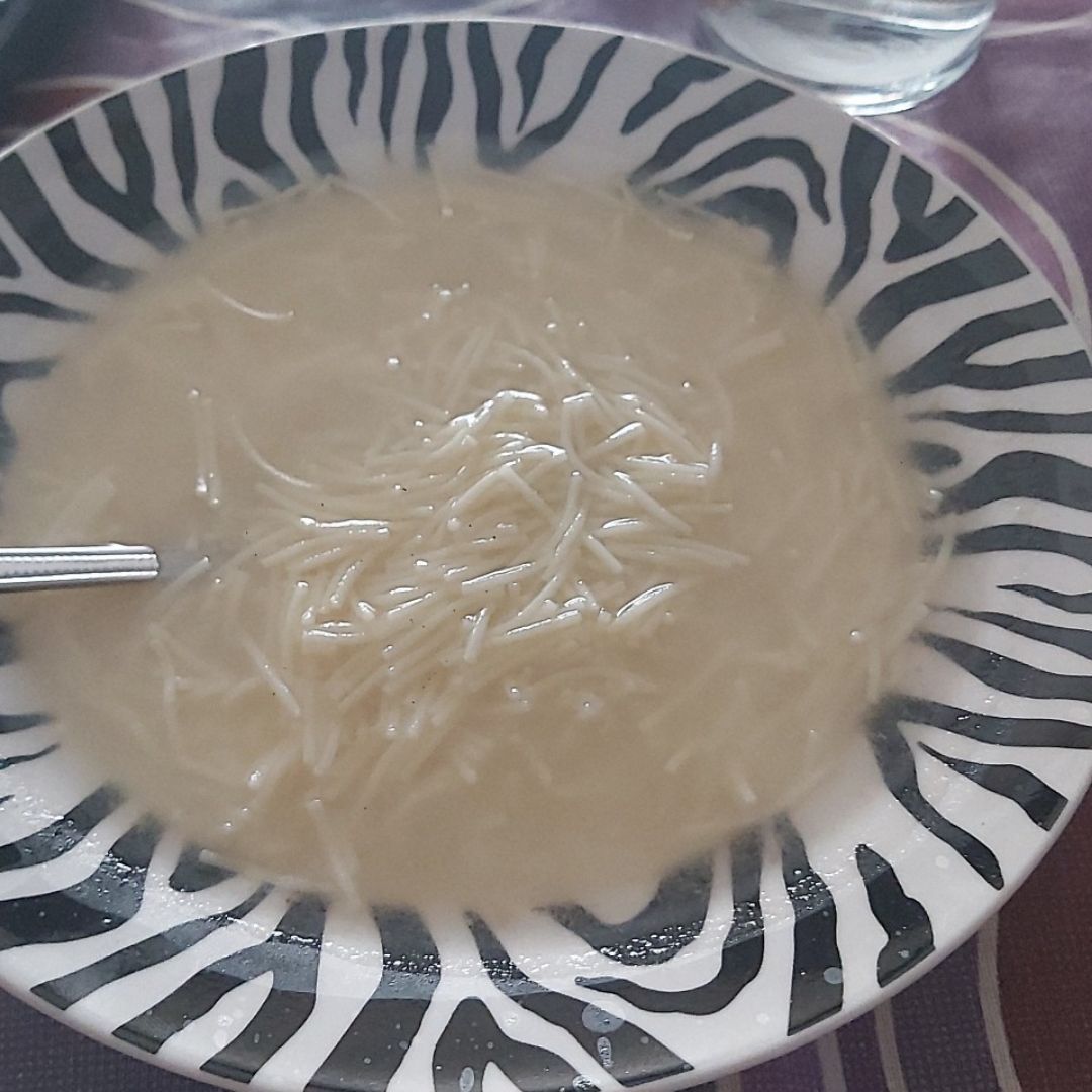 Sopa de caldo de pollo Sopa de caldo de pollo