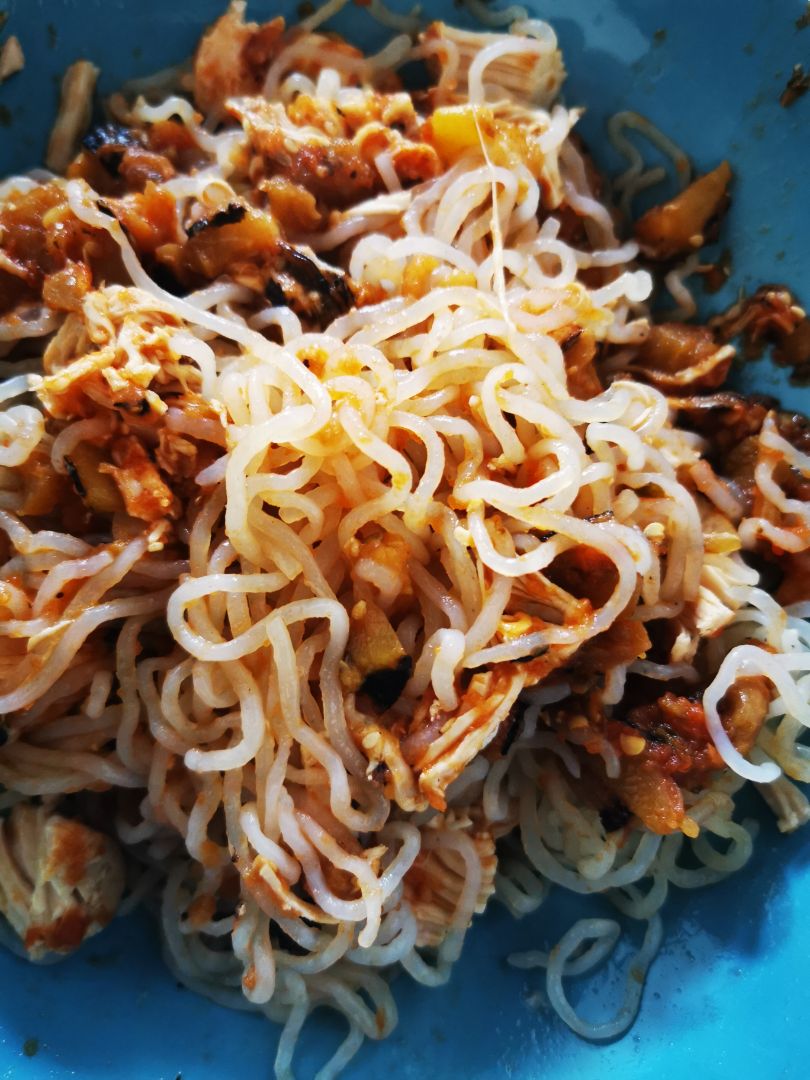 Pasta konjac con verduras Pasta konjac con verduras