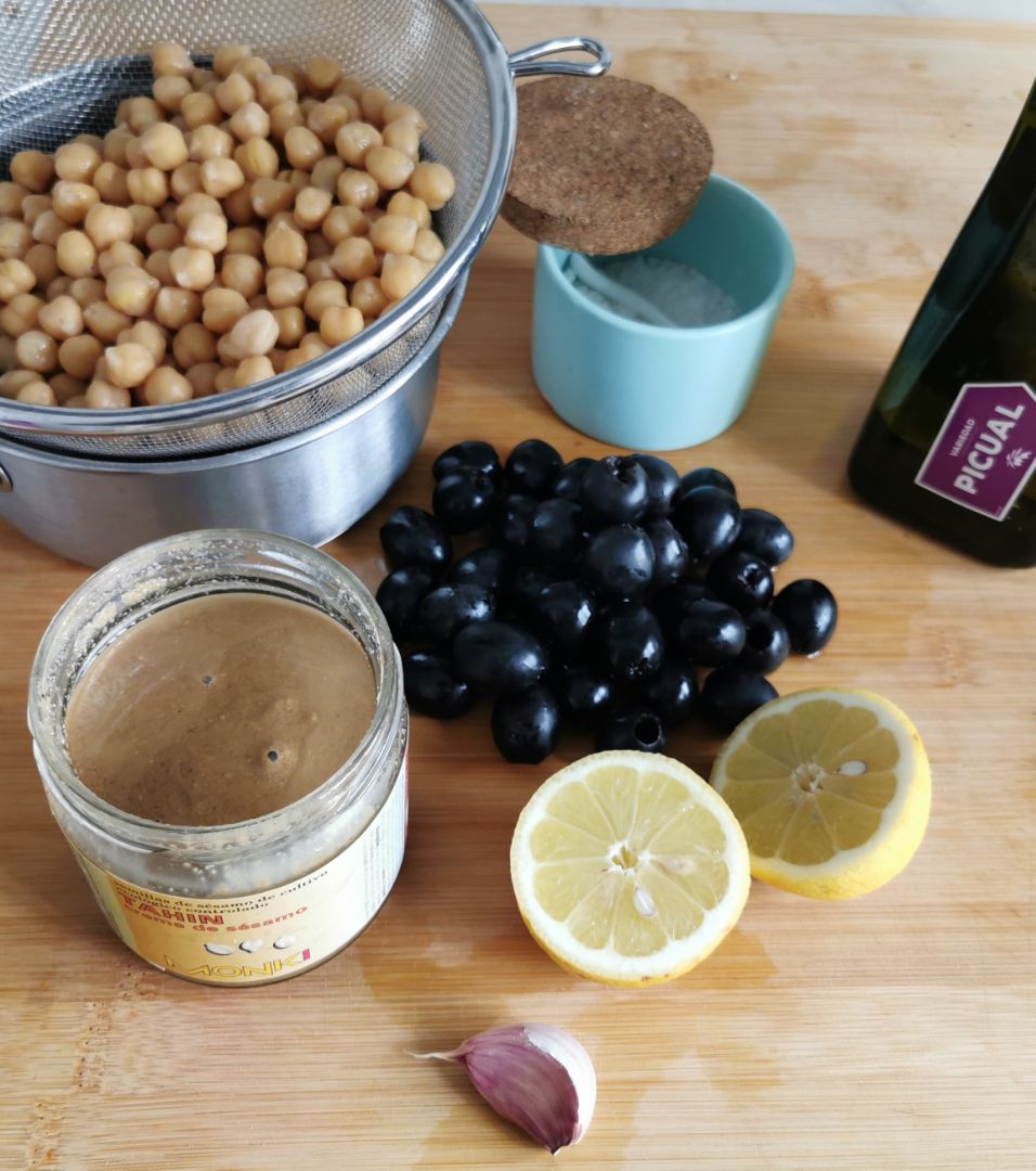 Hummus de aceitunas negras Paso 0 Hummus de aceitunas negras Paso 0