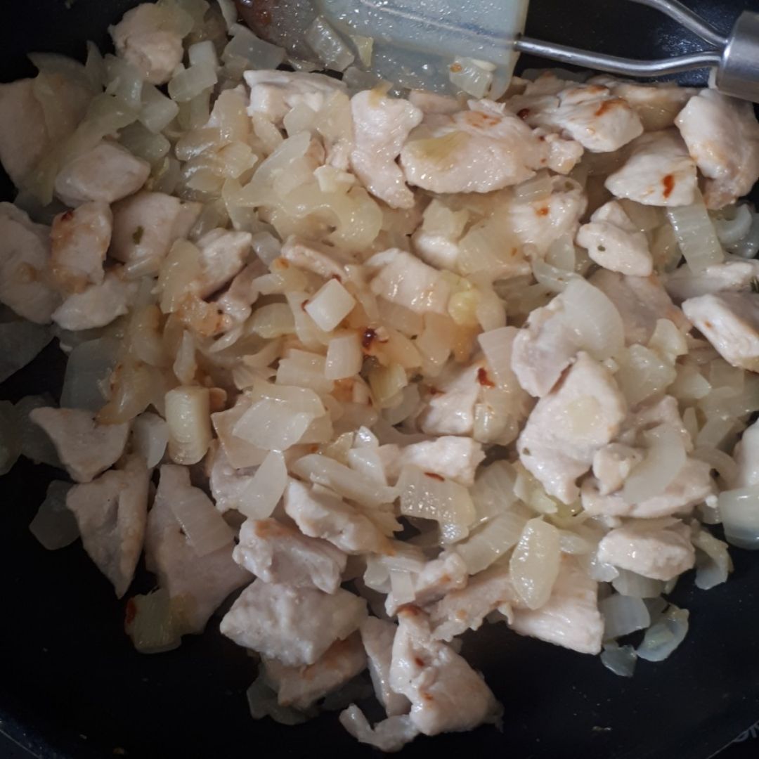 Pechuga de pollo a la salsa de cachuete Paso 1