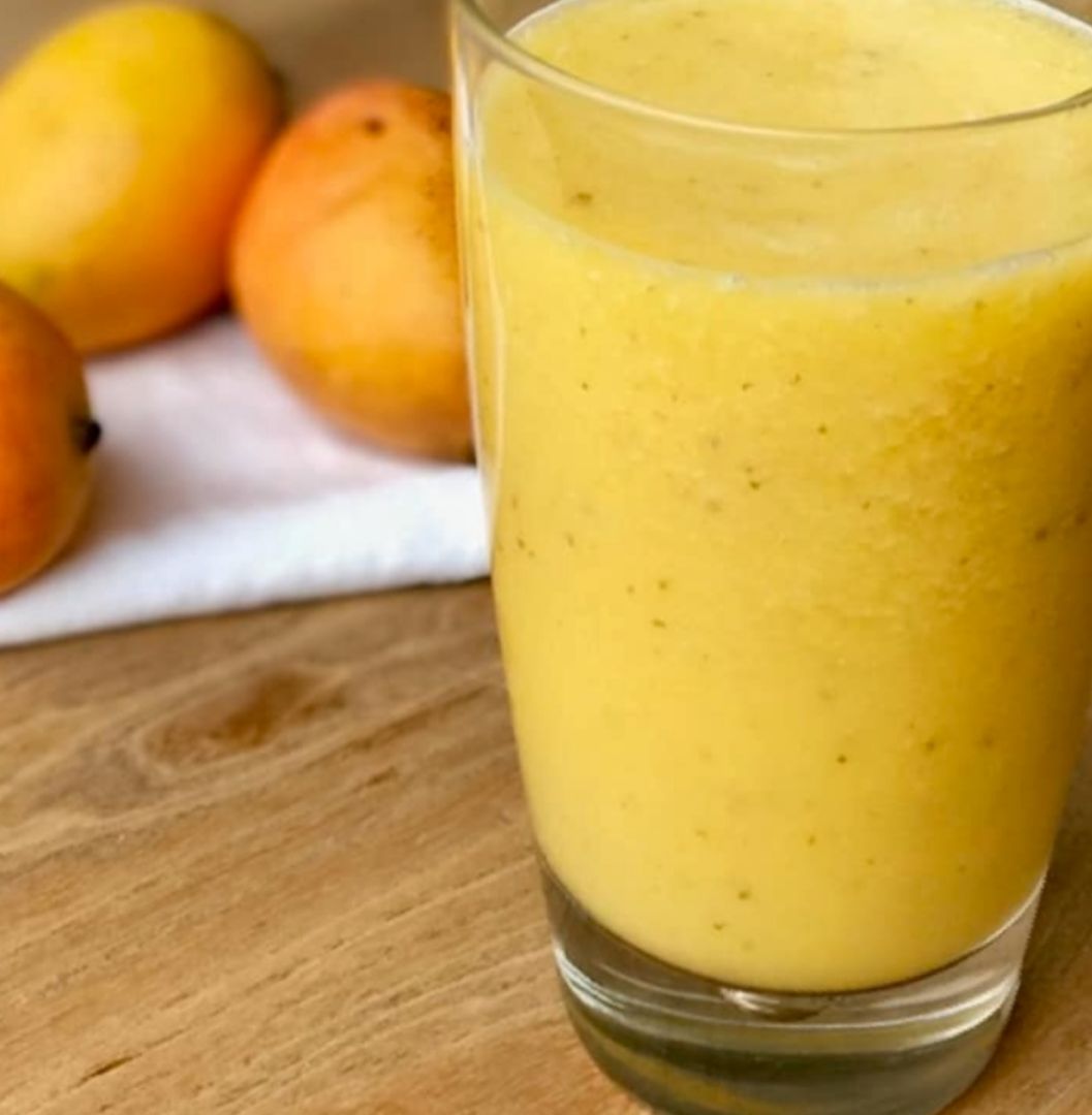 SORBETE DE MANGO Y PLÁTANO SORBETE DE MANGO Y PLÁTANO