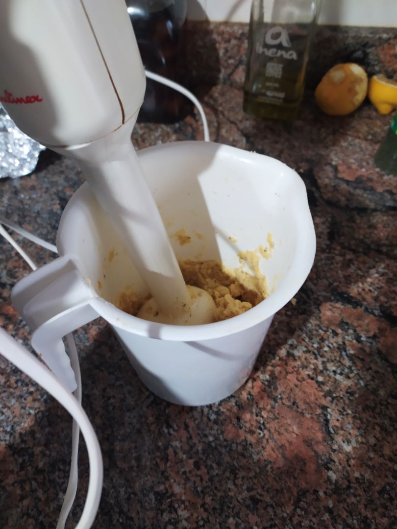 Falafel con salsa de yogurt Paso 1