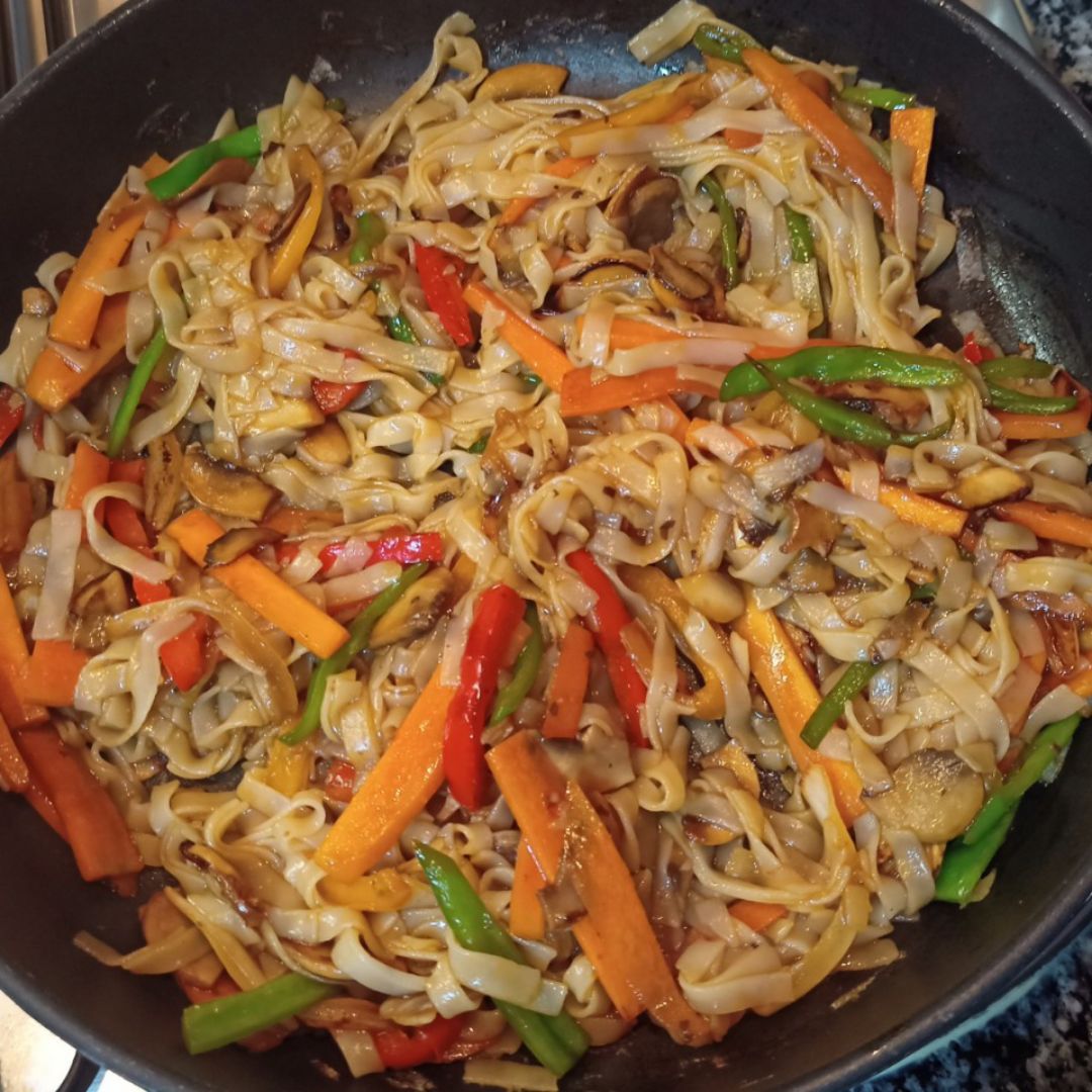 Wok de verduras con champiñones 🍄🥕 Paso 4 Wok de verduras con champiñones 🍄🥕 Paso 4