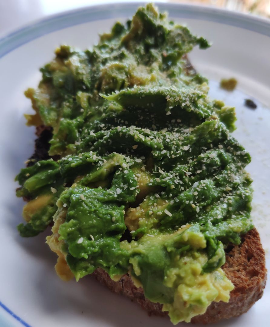 Tostada de aguacate Tostada de aguacate