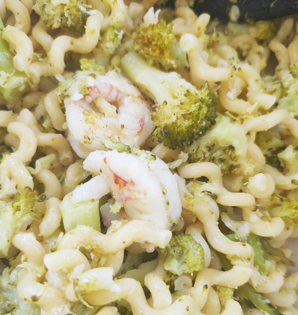 Pasta con gambas y brócoli Pasta con gambas y brócoli