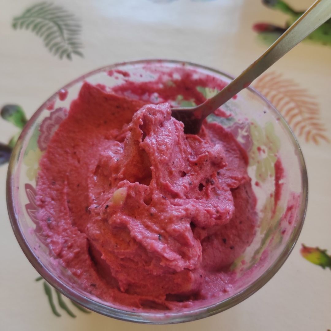 Helado protéico de plátano, frambuesa y arándanos😍 Helado protéico de plátano, frambuesa y arándanos😍