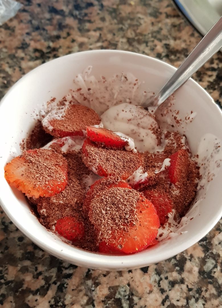 Yogurt natural con fresas