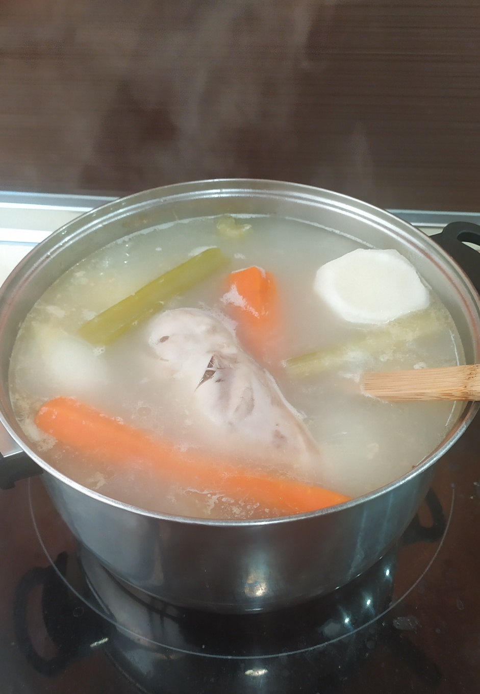 Caldo de pollo y verdurasStep 0