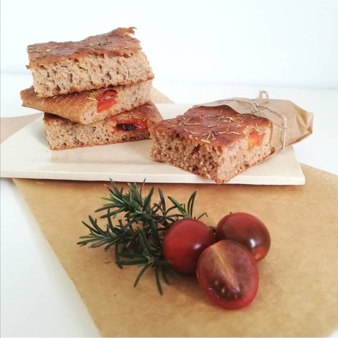 Focaccia de tomate y romero Focaccia de tomate y romero