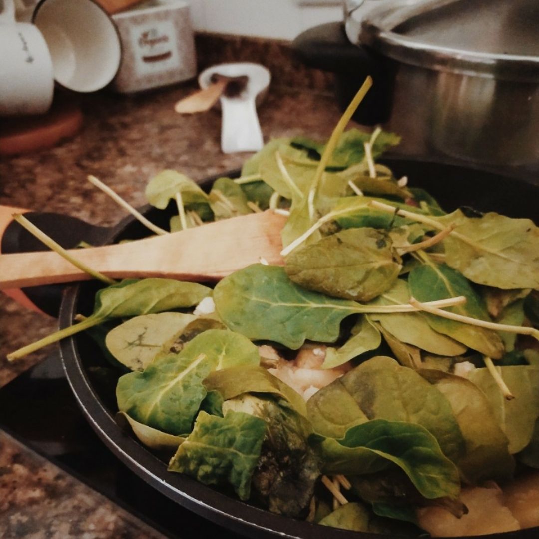 Tortillón de patatas con 🥬espinacas y 🧀queso sin lactosa Paso 2 Tortillón de patatas con 🥬espinacas y 🧀queso sin lactosa Paso 2