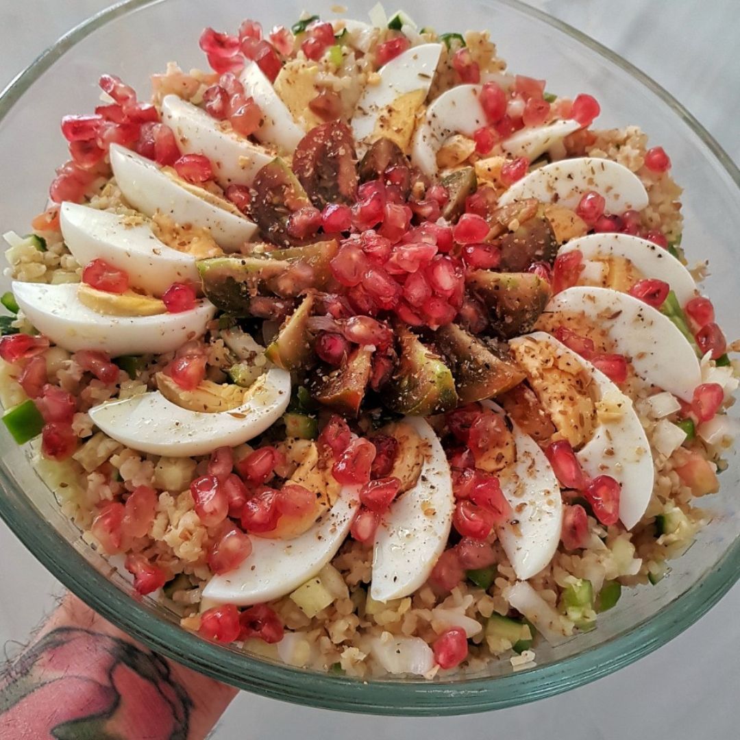 Ensalada de bulgur y granada Ensalada de bulgur y granada