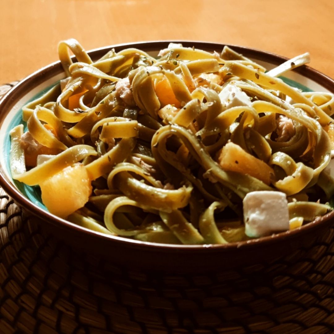 Ensalada de pasta tropical Ensalada de pasta tropical