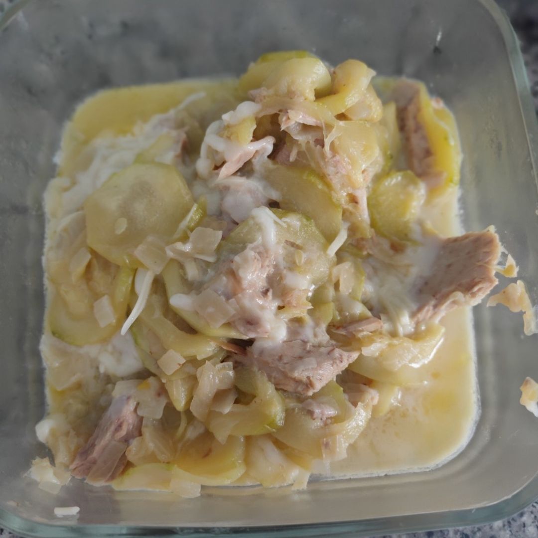 Calabacín con atún