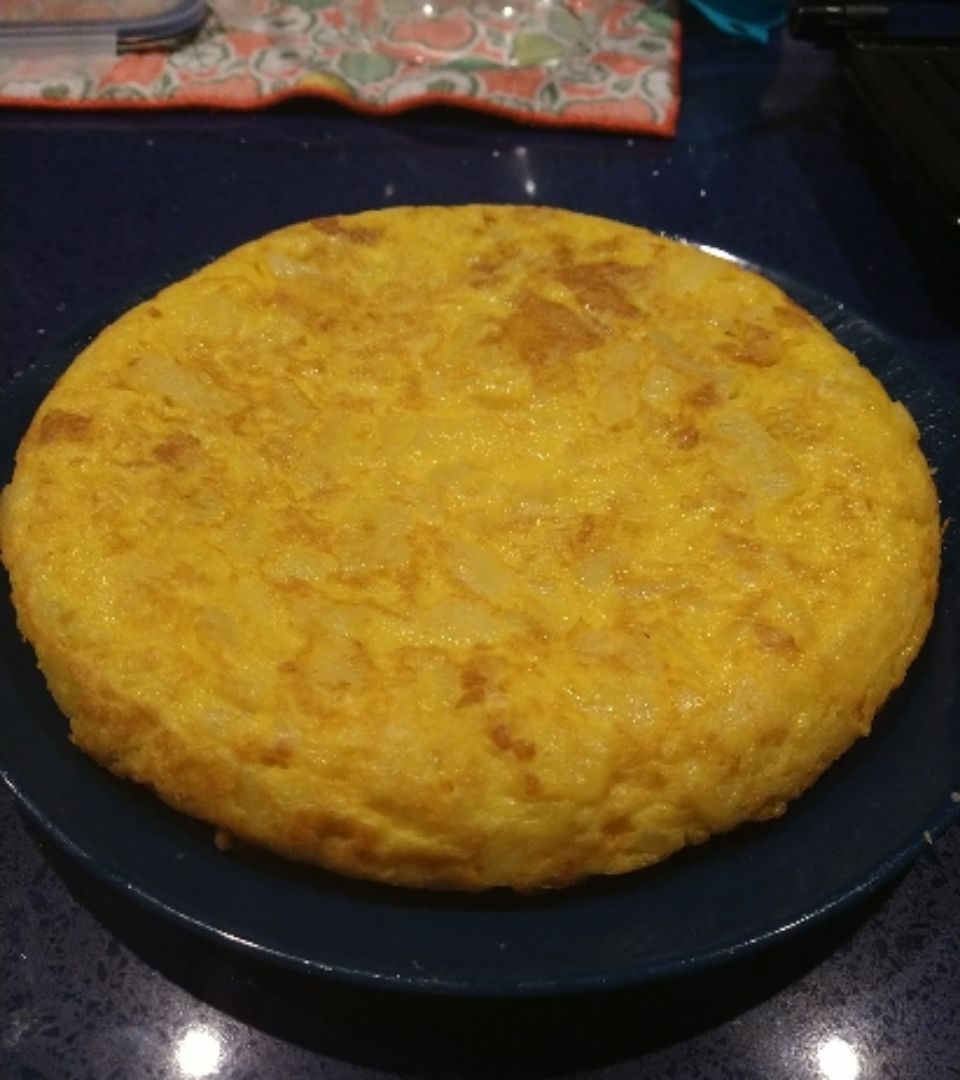 Tortilla de patatas " la de toda la vida" (sin cebolla)🥰 Tortilla de patatas " la de toda la vida" (sin cebolla)🥰