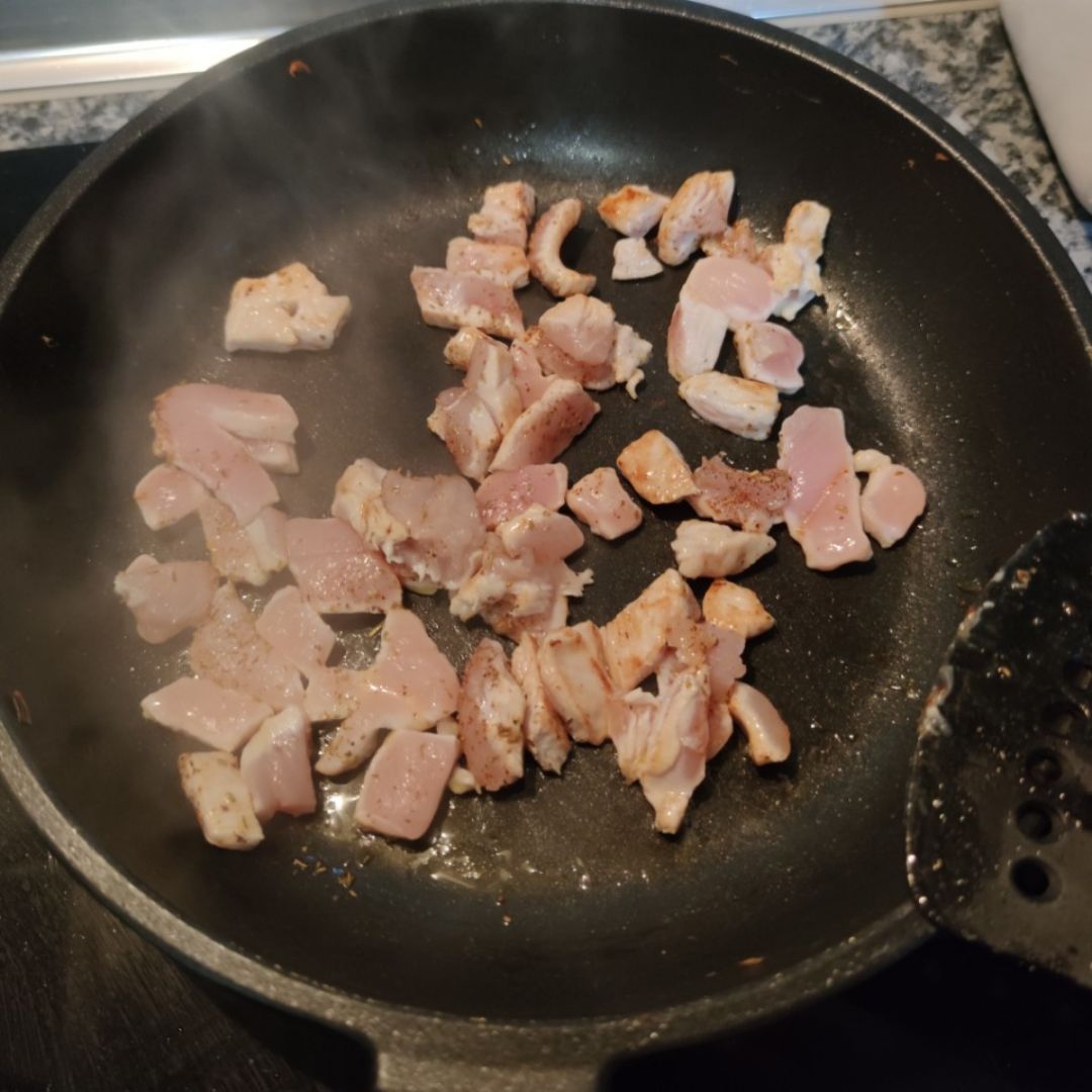 Berenjena con pollo y zanahoria. Paso 3 Berenjena con pollo y zanahoria. Paso 3