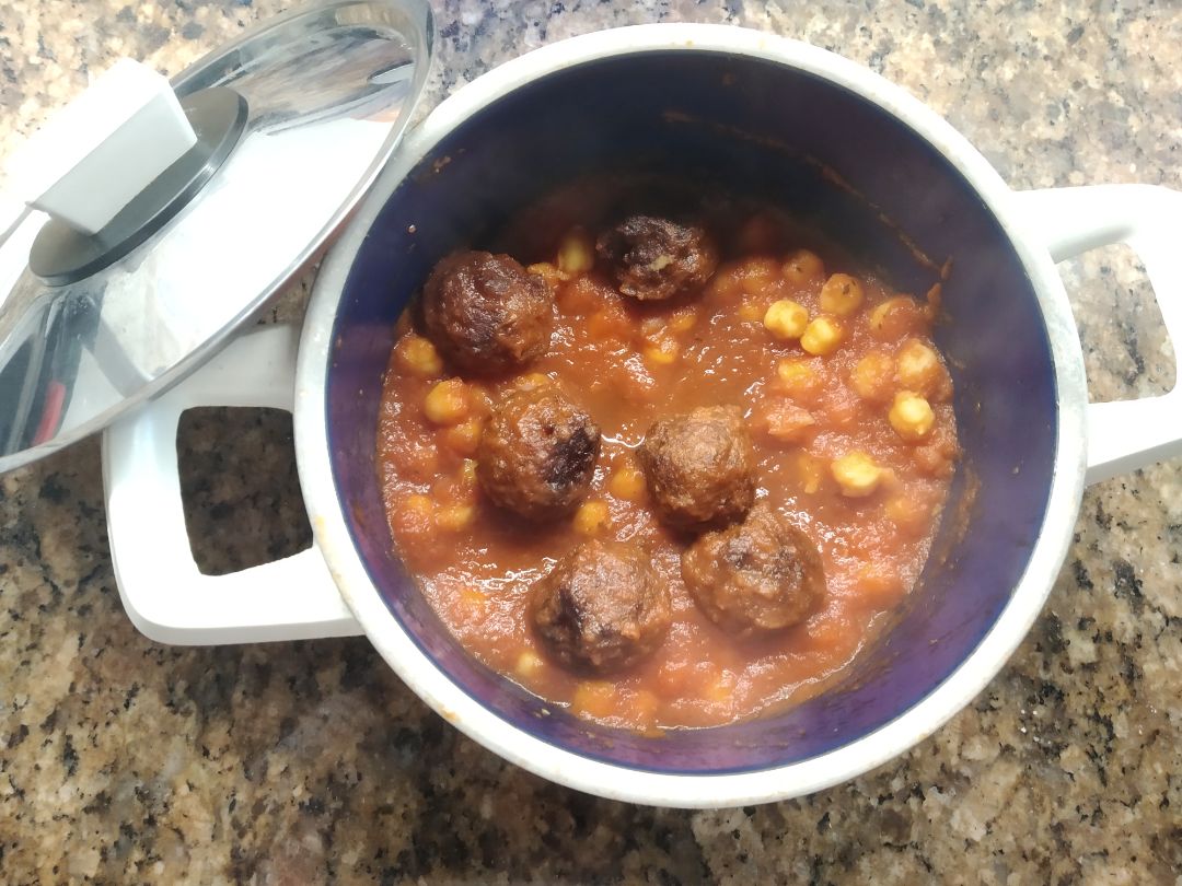 Albóndigas de heura con garbanzos Albóndigas de heura con garbanzos