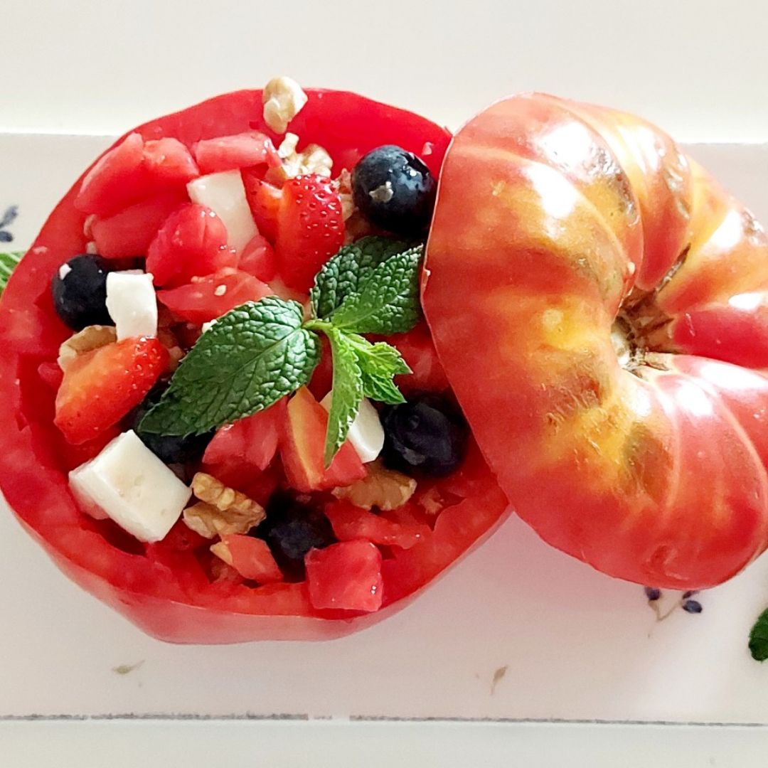 🍅🍅Tomate relleno de queso, nueces y fruta🍅🍅 🍅🍅Tomate relleno de queso, nueces y fruta🍅🍅