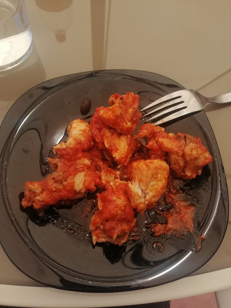 Pollo con tomate Pollo con tomate