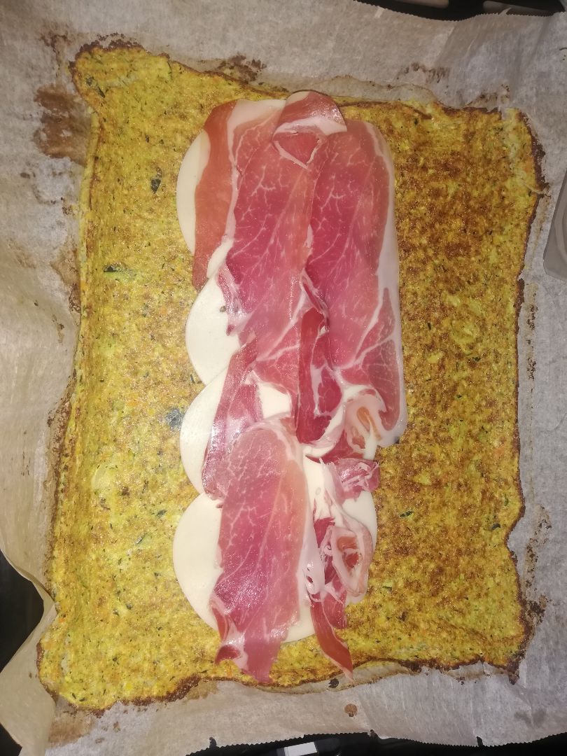 Rollito de verduras con jamón y mozzarella. Paso 5 Rollito de verduras con jamón y mozzarella. Paso 5