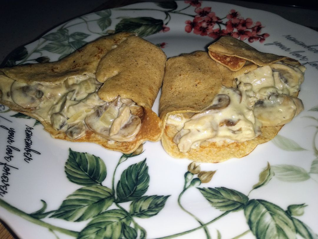 Increíbles crepes de pollo, champis y queso Increíbles crepes de pollo, champis y queso