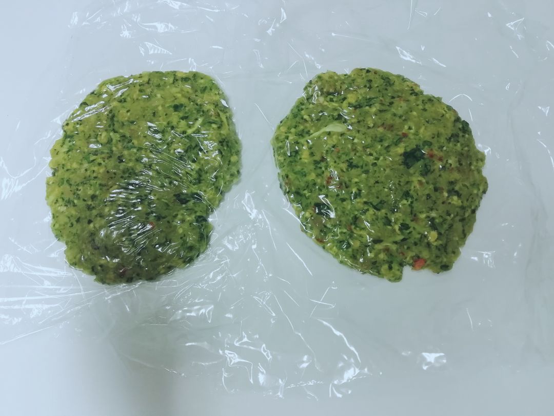 Hamburguesa de pollo y espinacas Hamburguesa de pollo y espinacas