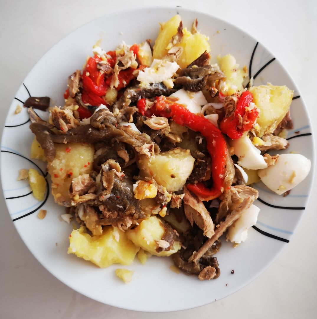 Ensalada de patata y escalivada Ensalada de patata y escalivada