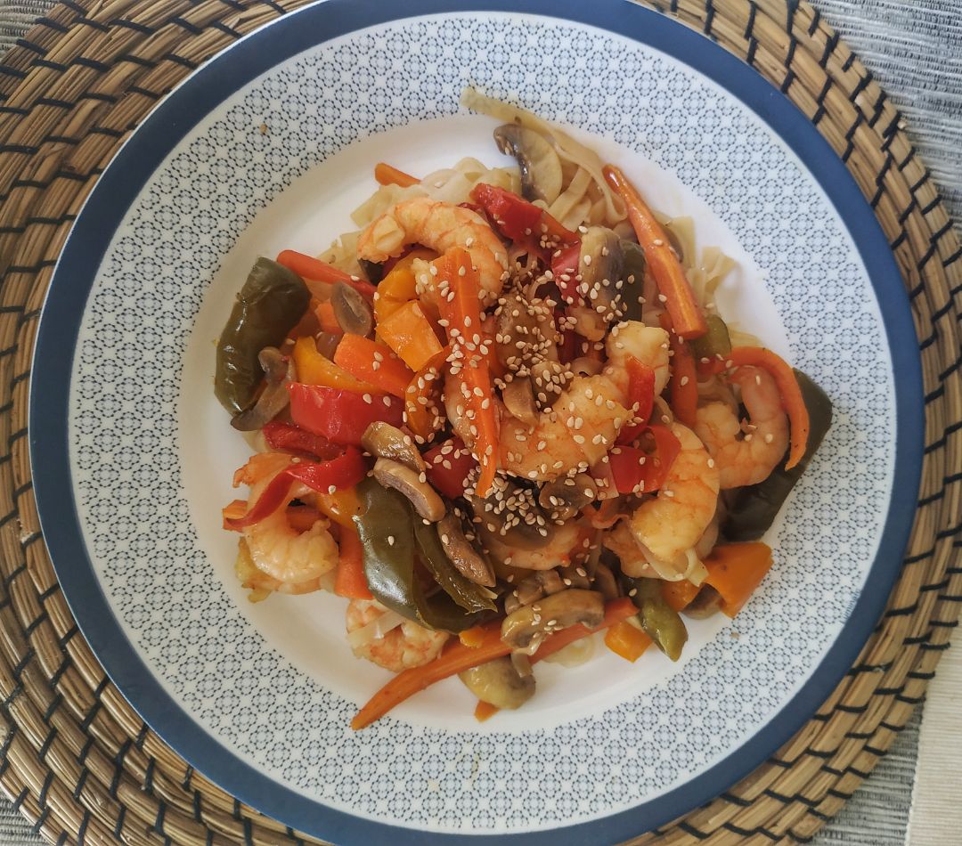 Noodles con langostinos Noodles con langostinos