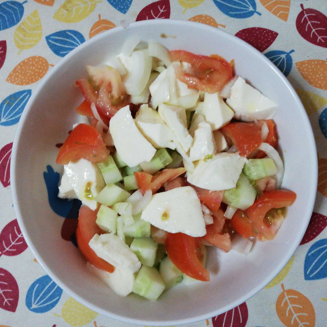 Ensalada rapida con mozzarella Ensalada rapida con mozzarella