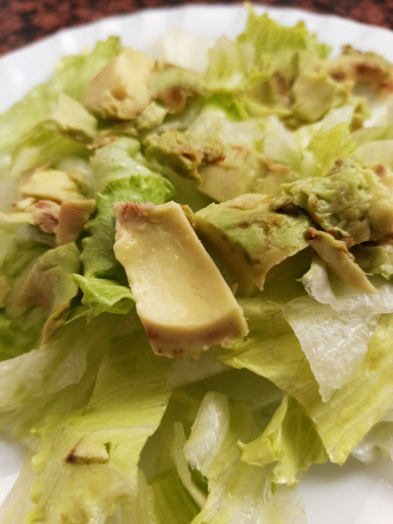 Ensalada con aguacate Ensalada con aguacate