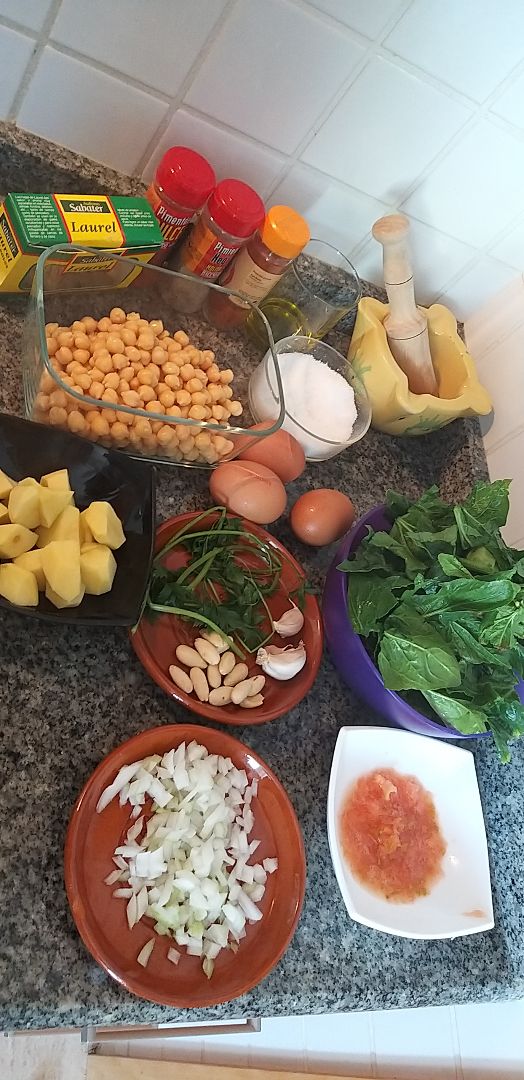 Potaje de garbanzos y espinacas 💪 Paso 0 Potaje de garbanzos y espinacas 💪 Paso 0