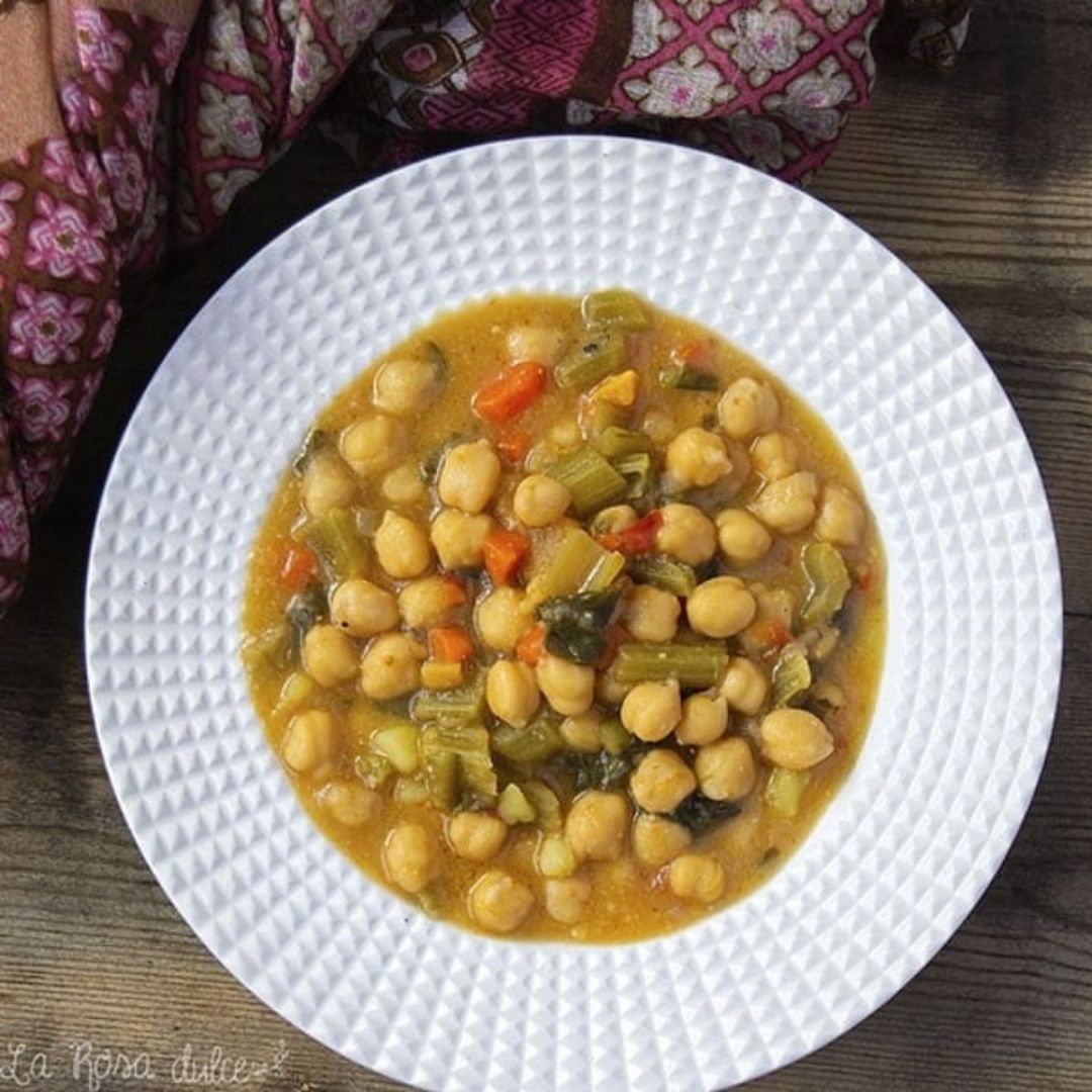 Potaje de garbanzos con verduras