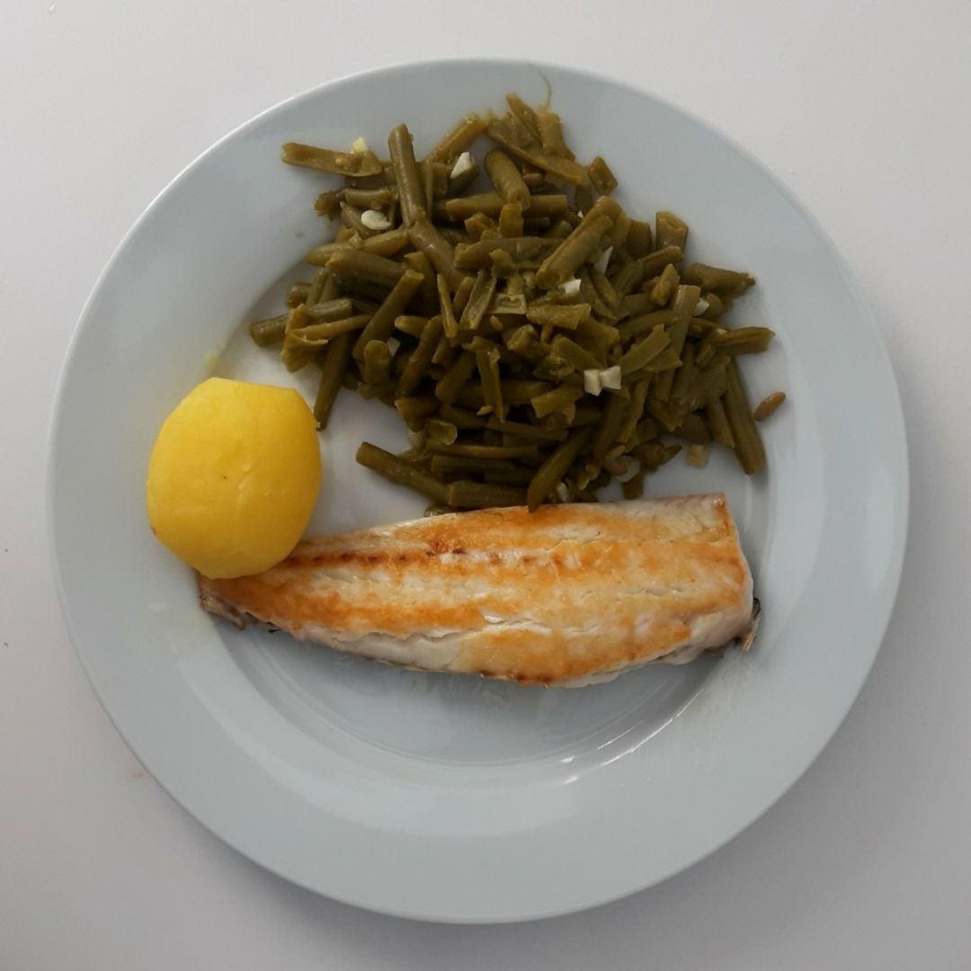 Dorada a la plancha con judías verdes Dorada a la plancha con judías verdes