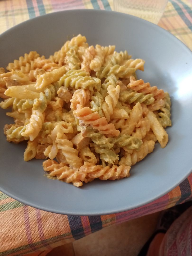 Pasta con salsa de calabaza #recetadeotoño Pasta con salsa de calabaza #recetadeotoño