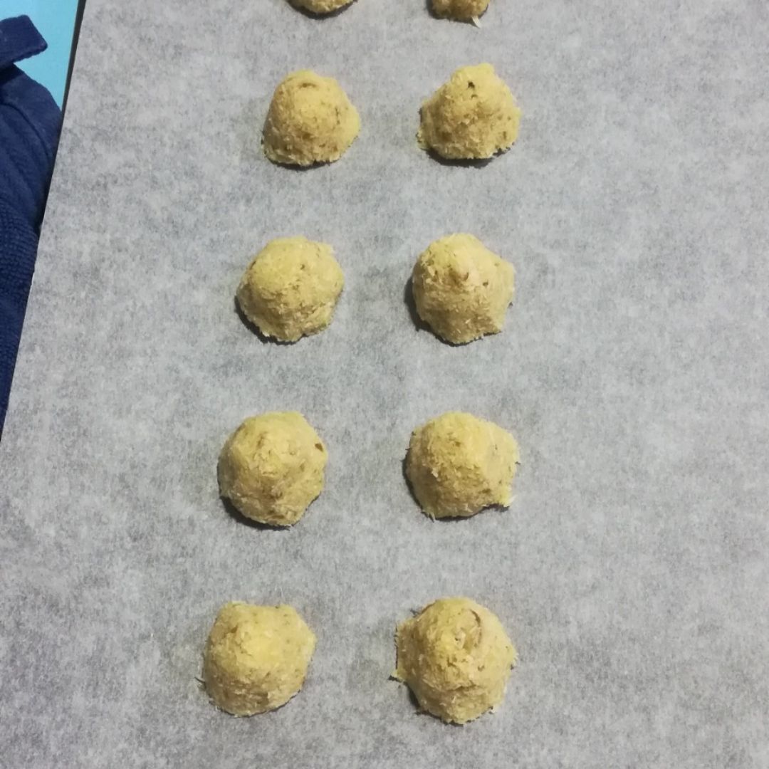 Dulces de coco navideños Paso 3 Dulces de coco navideños Paso 3