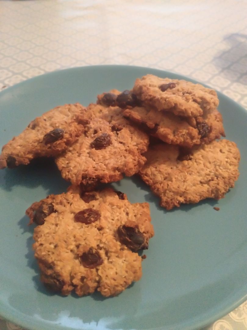 Galletas de coco y pasas. Galletas de coco y pasas.