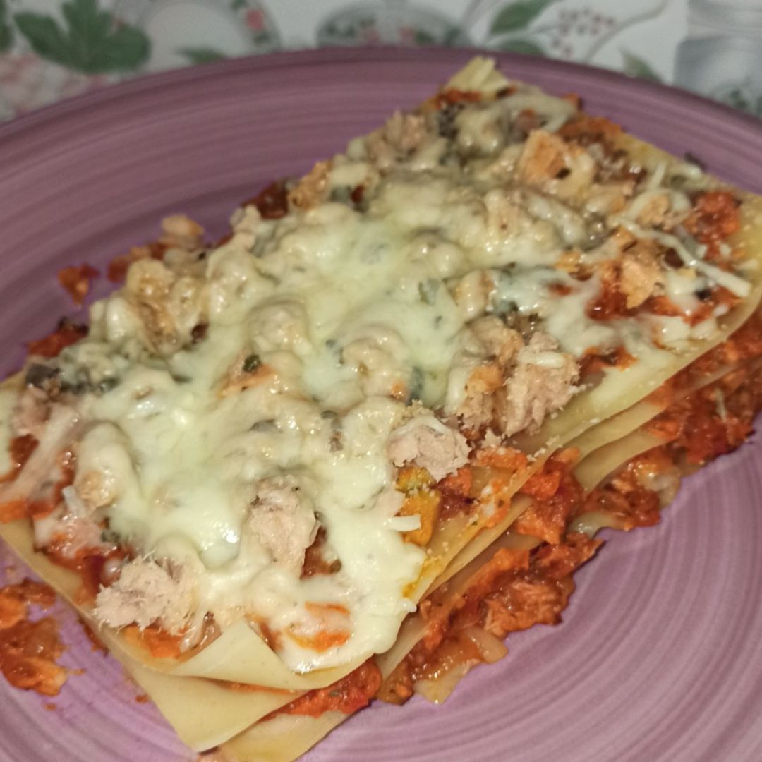 Lasaña de atún