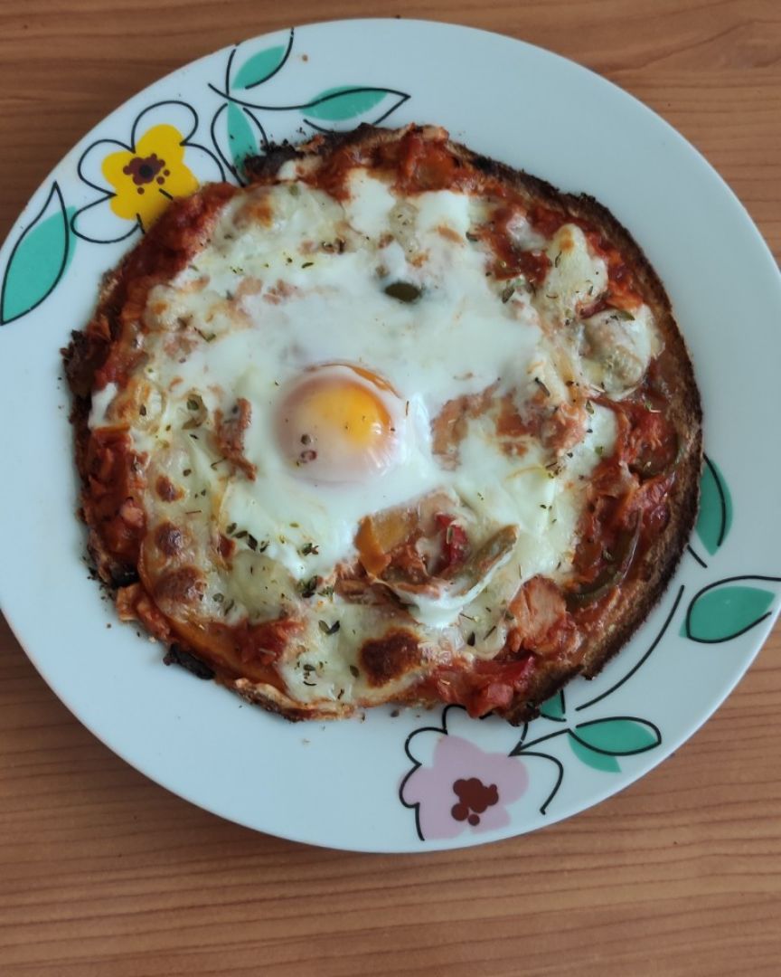 Fajipizza de atún, verduras y huevo. Paso 6 Fajipizza de atún, verduras y huevo. Paso 6