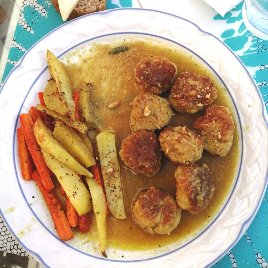 Albóndigas al curry