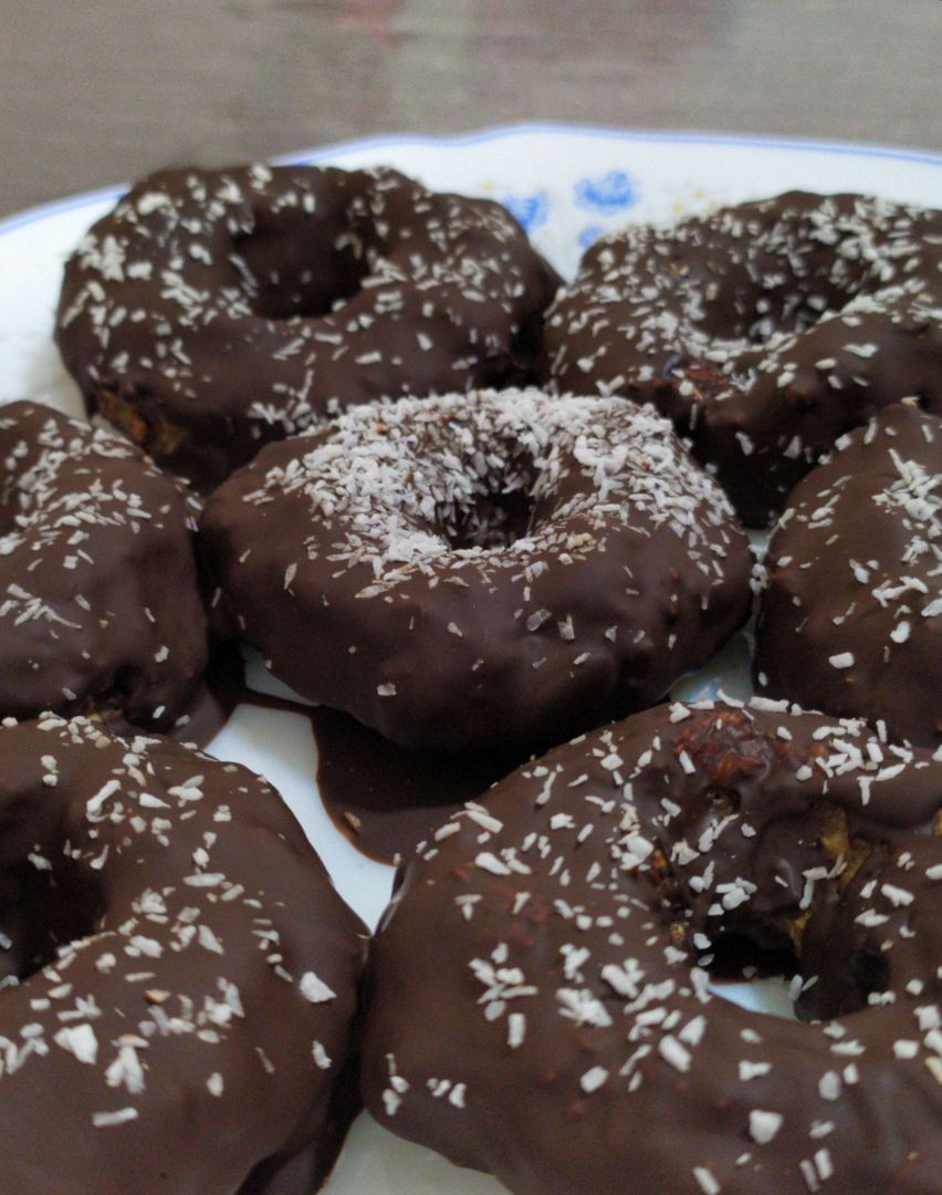 Donuts de chocolate fit sin moldes Donuts de chocolate fit sin moldes