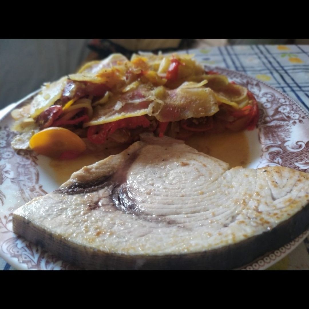 EMPERADOR con verduras al micro EMPERADOR con verduras al micro